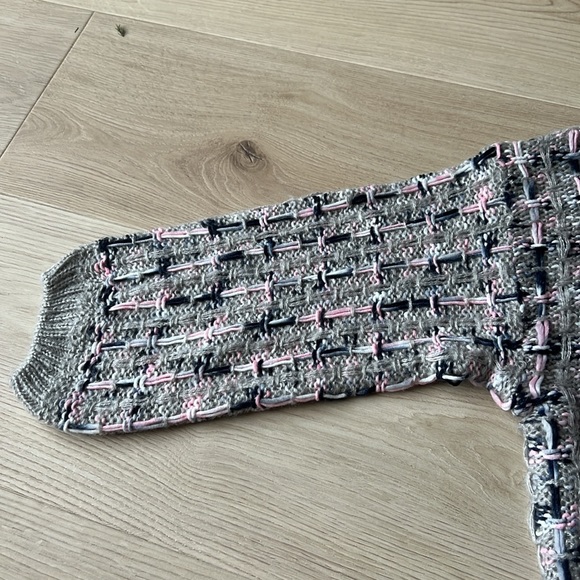 Pink lily sweater - Picture 4 of 5